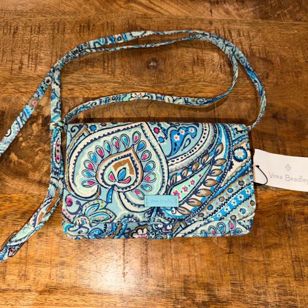 Vera Bradley NWT Blue and Cream Paisley Crossbody Bag